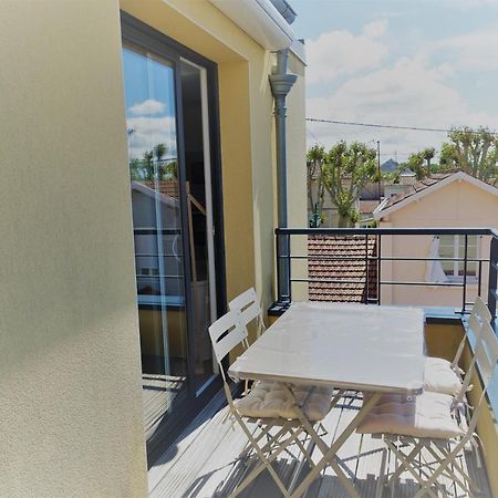 Appartement Hyper Centre, Plage A Pieds, 2 Chambres, 4 Personnes Châtelaillon-Plage Exterior photo